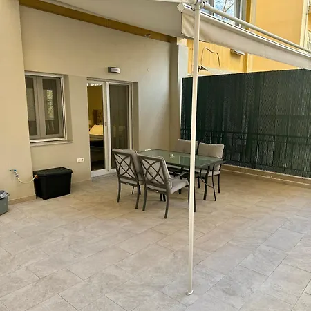 Ag.sofias Pedestrian Area Luxury Ap. & Big Balcony Apartmán Soluň